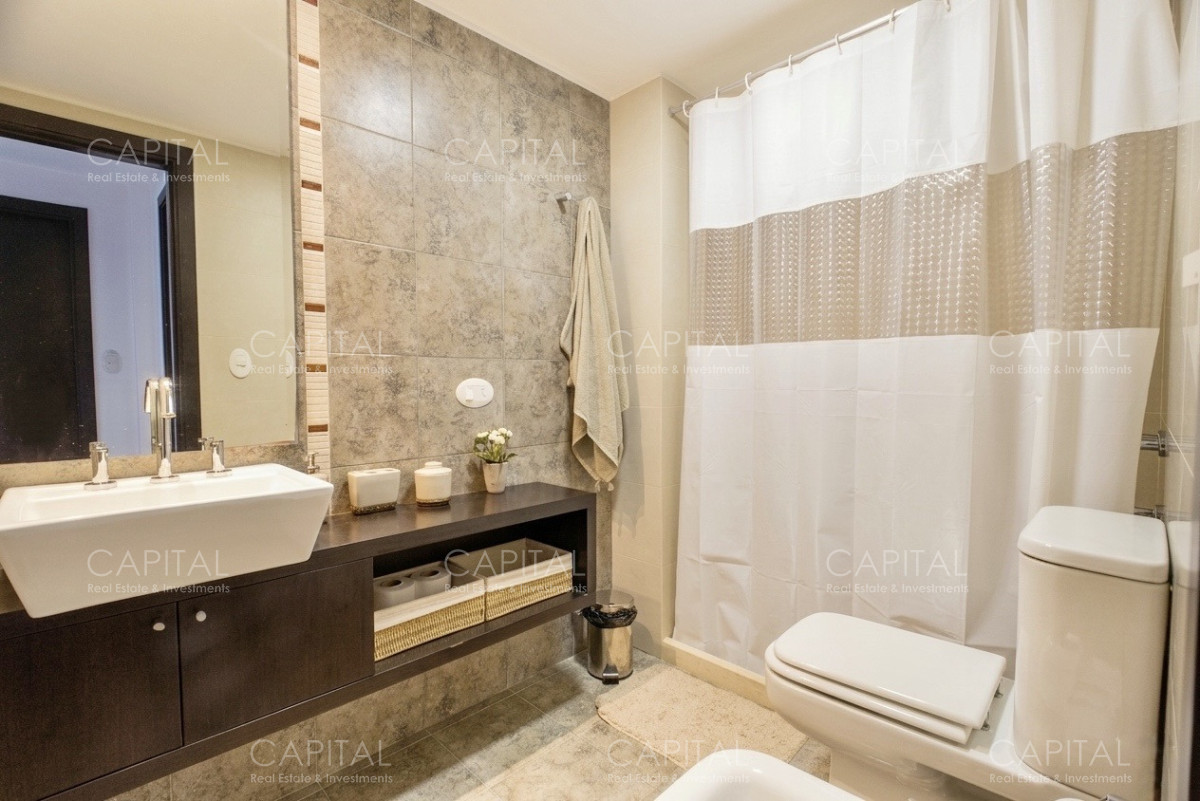 Apartamento ID.28058 - Departamento en venta de 2 dormitorios en Playa Mansa.