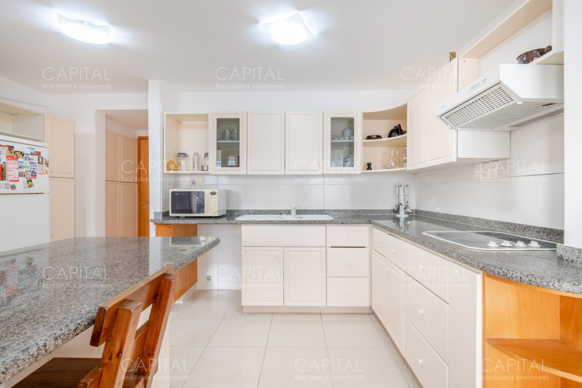 Apartamento ID.31636 - Amplio Apto en venta en la Brava 