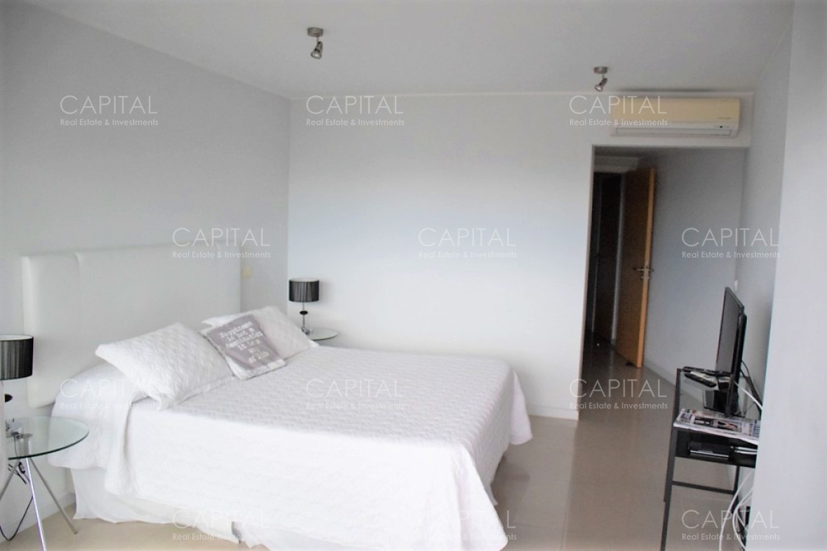 Apartamento ID.27325 - Muy buen apartamento de 3 suite en Playa Mansa - Alexander Collection