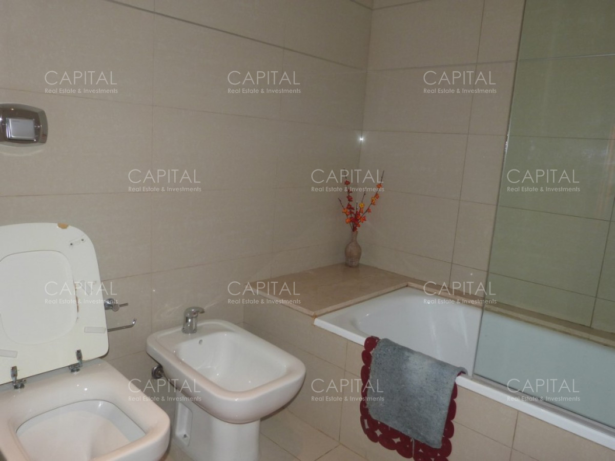 Apartamento ID.28377 - Apartamento de dos dormitorios en venta en torre con servicios con inmejorable ubicación