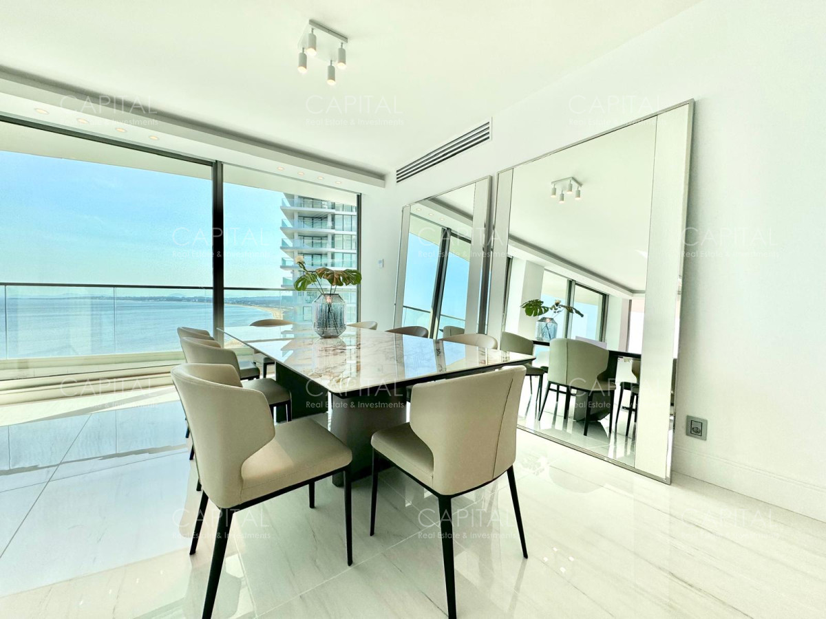 Apartamento ID.36659 - Apartamento esquinero en Fendi, Playa Mansa, Punta del este