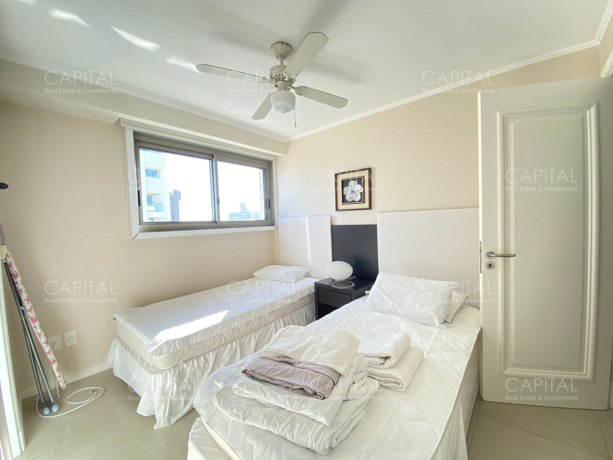 Apartamento ID.35599 - IMPERIALE ESQUINERO EN VENTA 3 DORMITORIOS Y SERVICIO