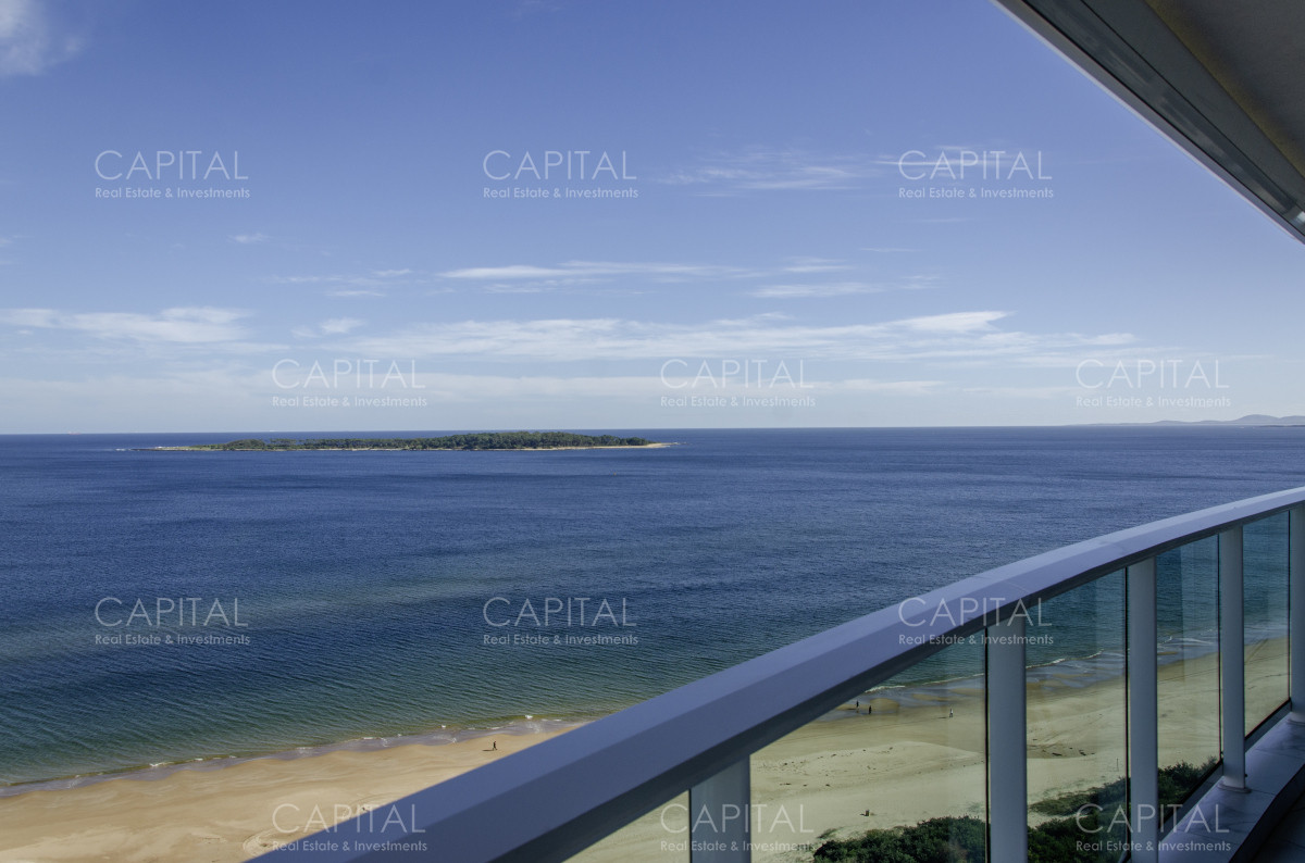 Apartamento ID.36575 - Paramount esquinero de tres dormitorios y servicio en alquiler 