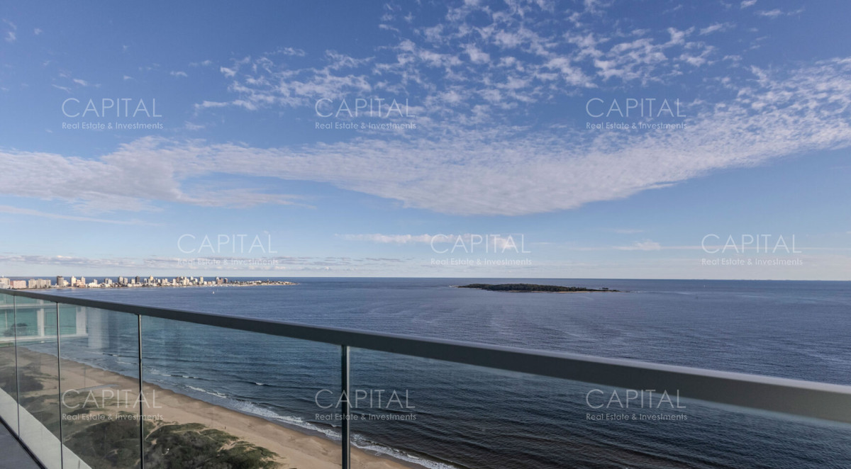 Apartamento ID.37953 - Penthouse en edificio Venetian Playa Mansa en Venta