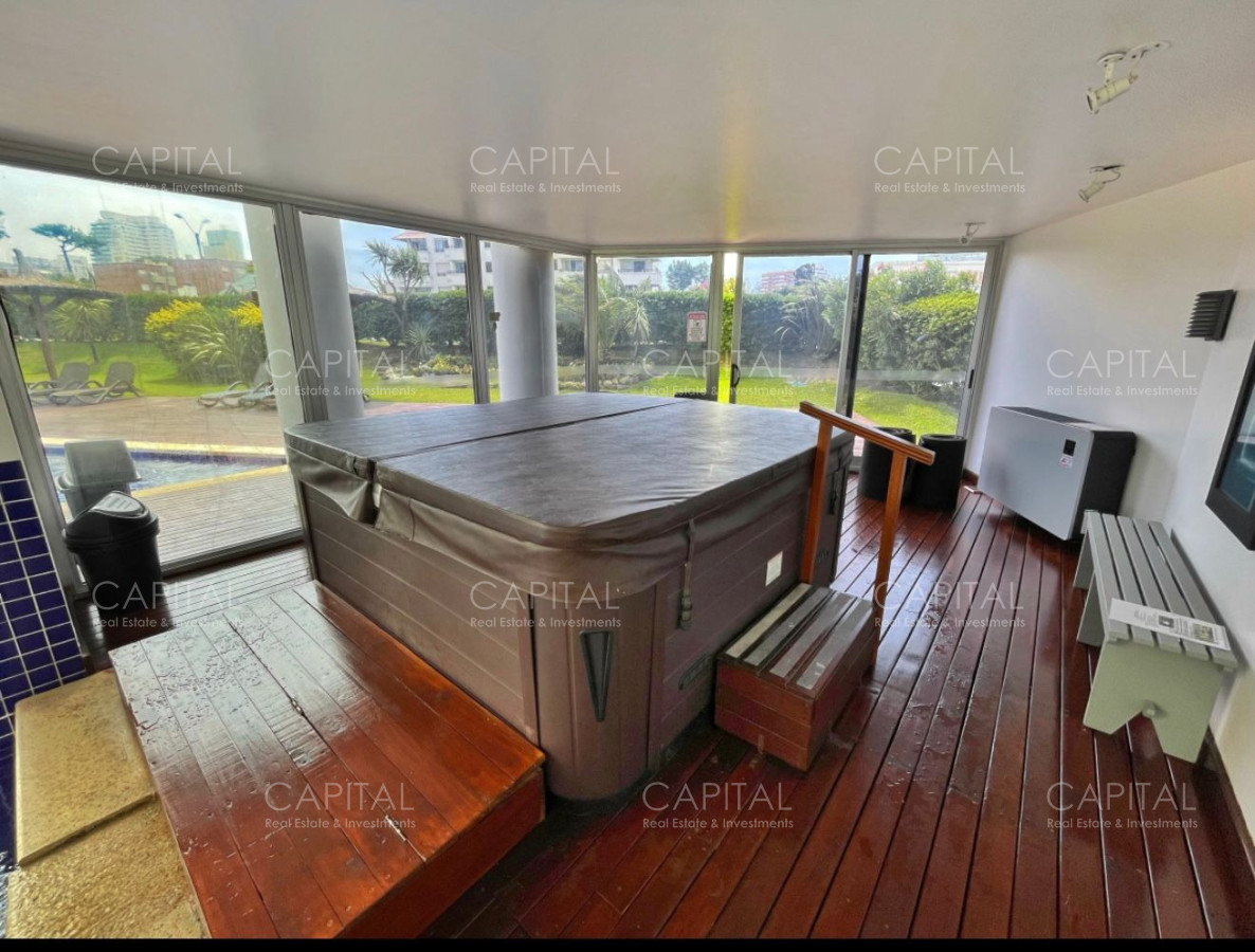 Apartamento ID.40162 - Apartamento en Venta en  Aidy Grill Punta del Este luminoso