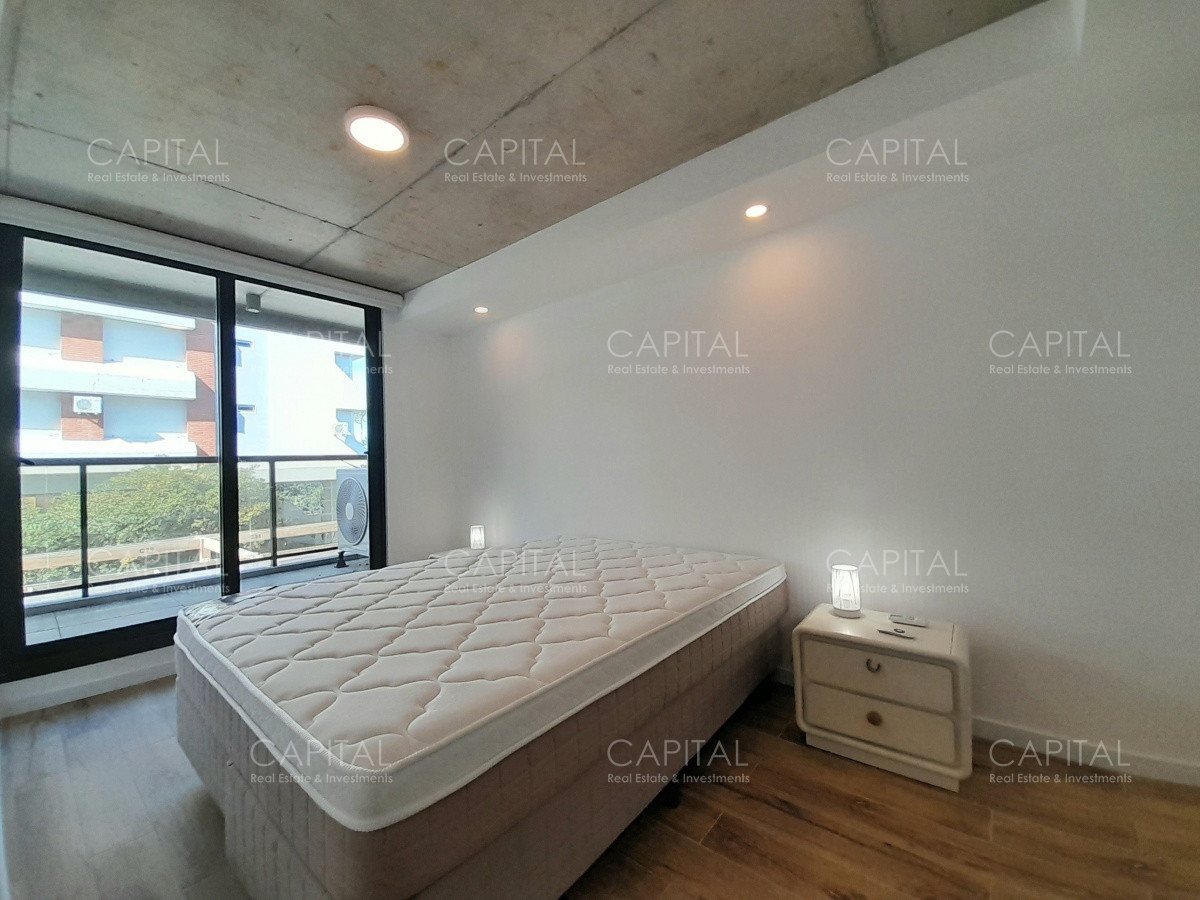Apartamento ID.34182 - Apartamento de un dormitorio en Punta del Este, Playa Mansa en Alquiler Anual 