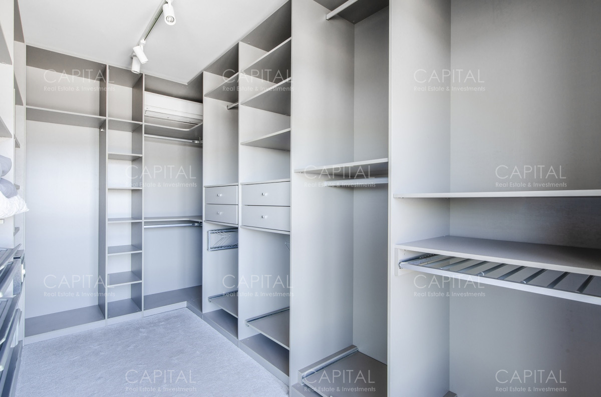 Apartamento ID.30956 - Penthouse Duplex de Tres Dormitorios Frente al Mar