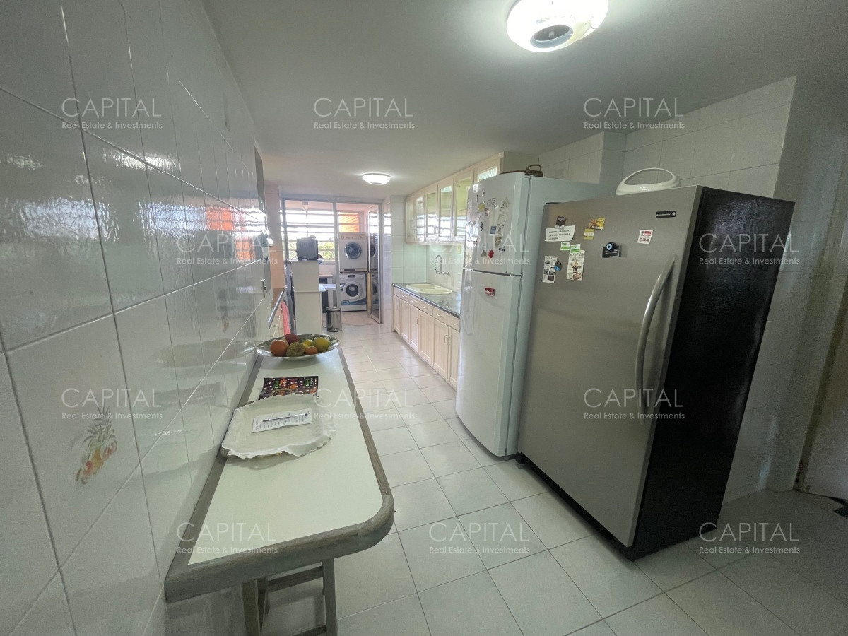 Apartamento ID.36605 - Excepcional semipiso Torre de Categoria frente a Playa Mansa