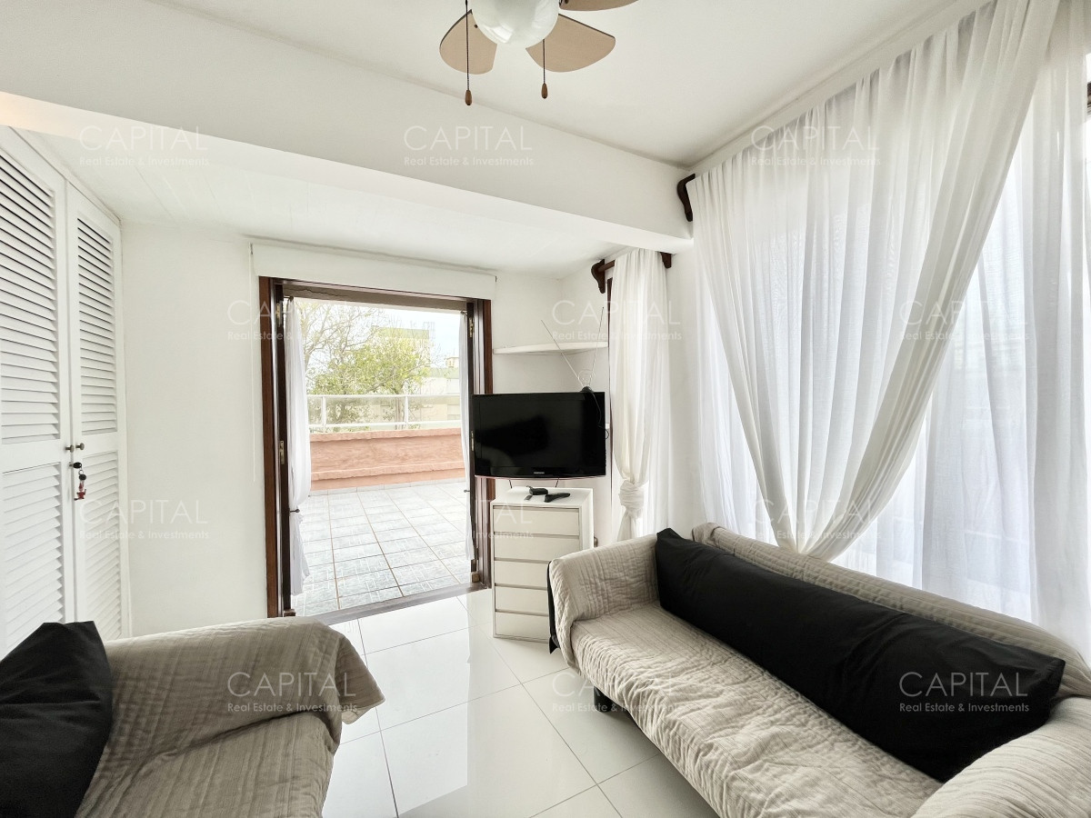 Apartamento ID.35370 - Departamento en Alquiler Anual en Punta del Este