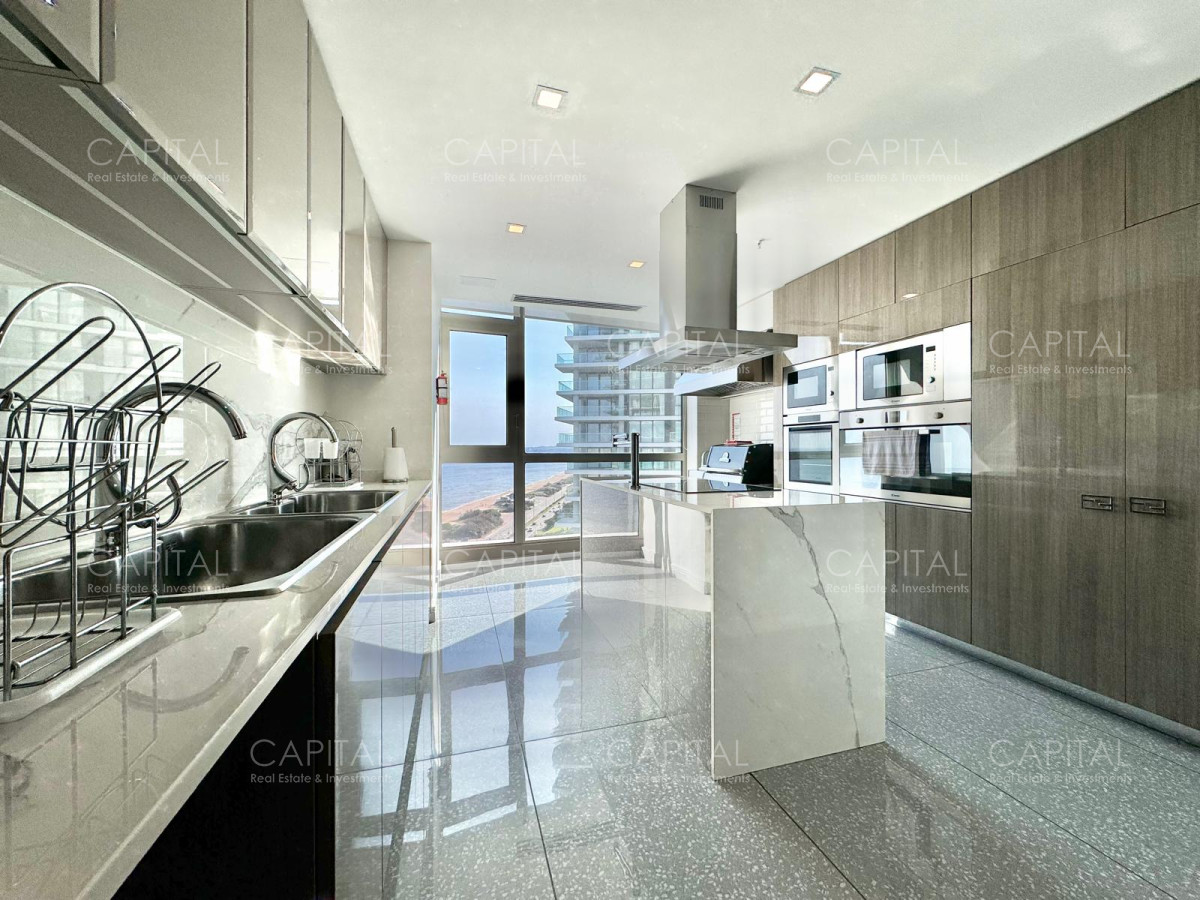 Apartamento ID.36079 - Apartamento en Fendi Chateau de tres dormitorios y dependencia de servicio en Venta