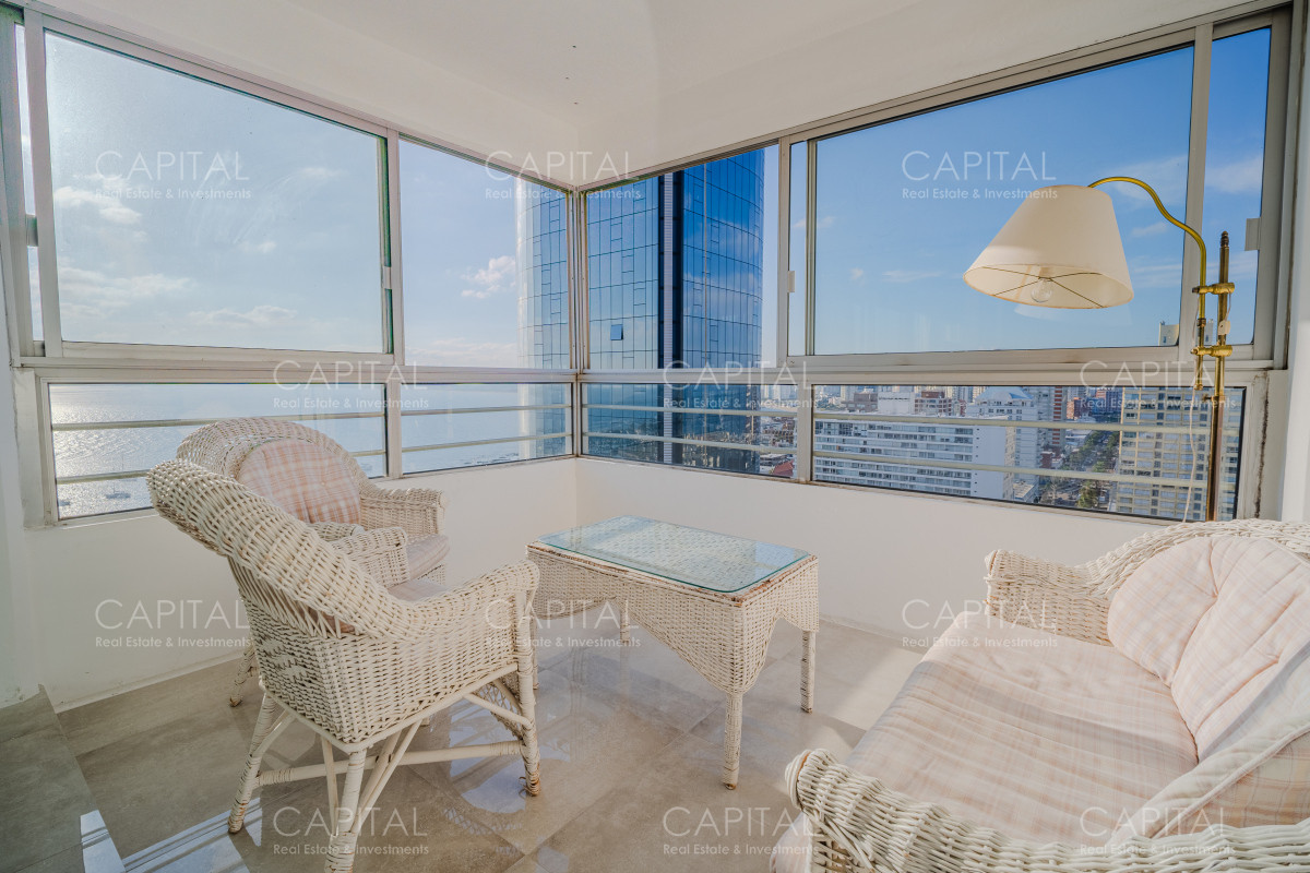 Apartamento ID.38451 - Apartamento en venta de 3 dormitorios en Peninsula Punta del Este
