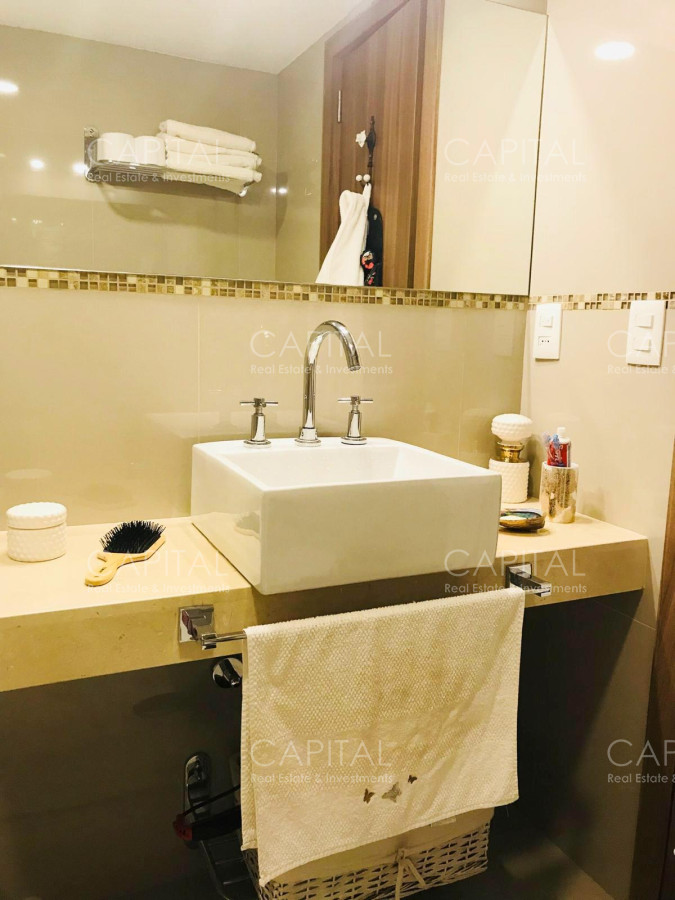 Apartamento ID.26592 - Moderno Apartamento de Dos Dormitorios con Balcón en Venta - Punta del Este