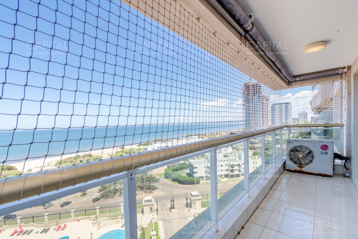 Apartamento ID.30320 - Apartamento de Tres dormitorios en venta Le Jardin