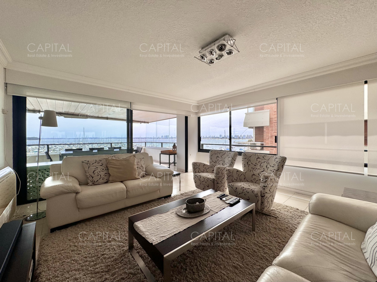Apartamento ID.33987 - Departamento en Venta Puerto de Punta del Este Tres Dormitorios