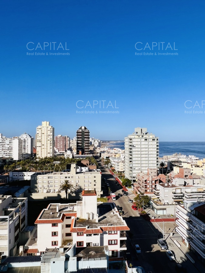Apartamento ID.25978 - Muy lindo apartamento de tres dormitorios con vista a la Brava en venta