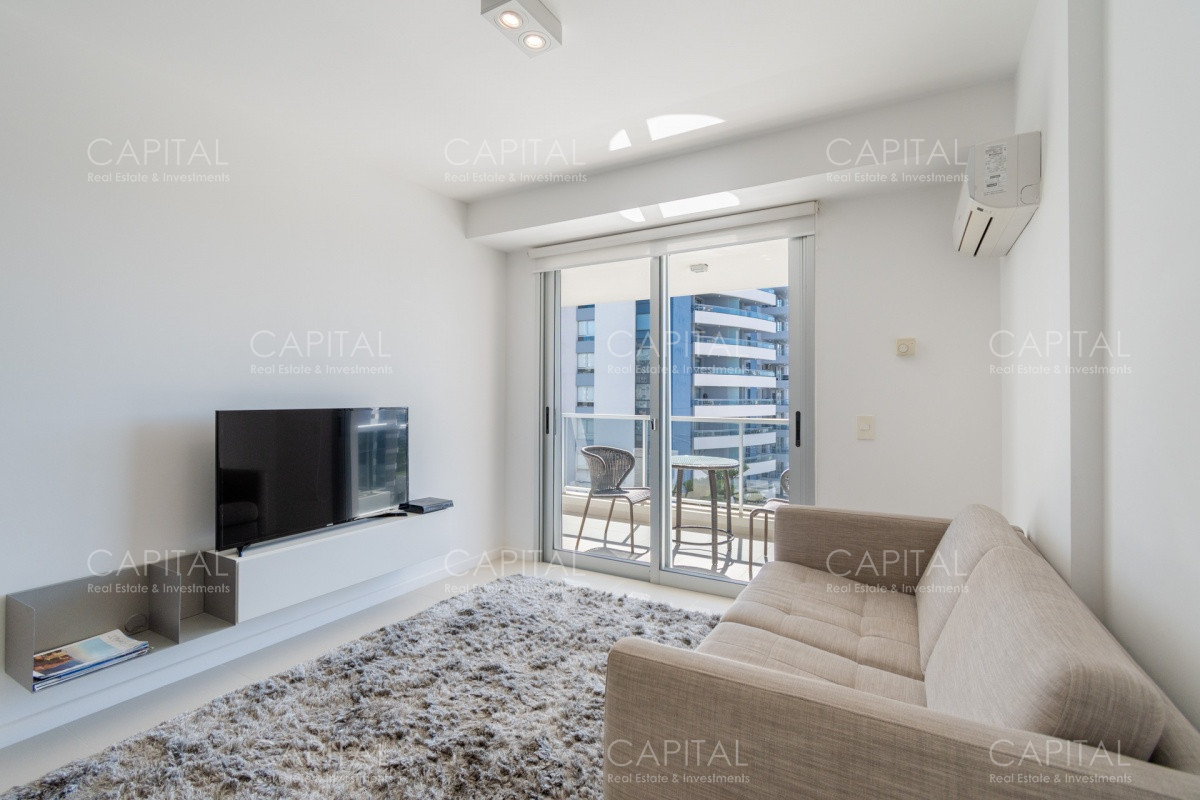 Apartamento ID.30894 - Moderno Apartamento de Dos Dormitorios en Venta Punta del Este