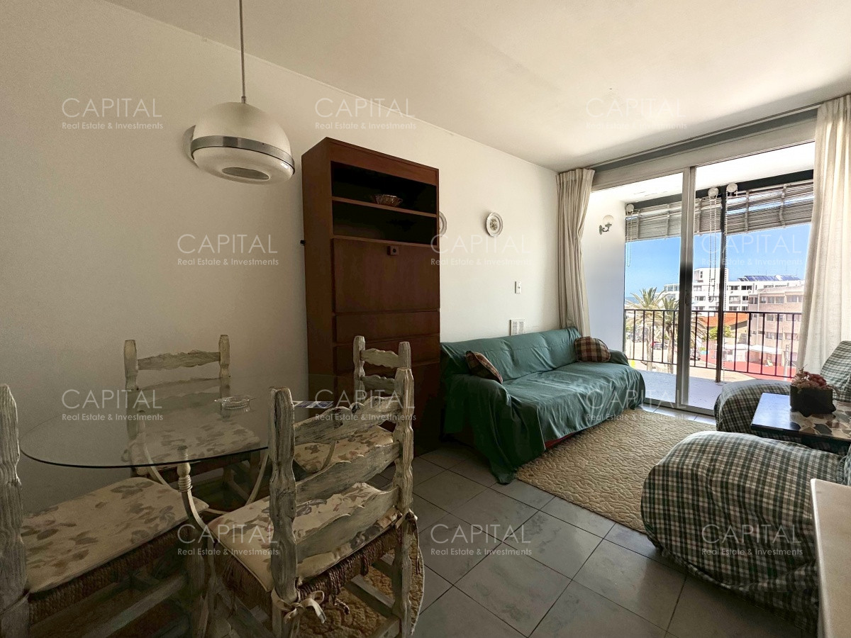 Apartamento ID.33670 - Apartamento de dos dormitorios en venta, Península, Punta del Este