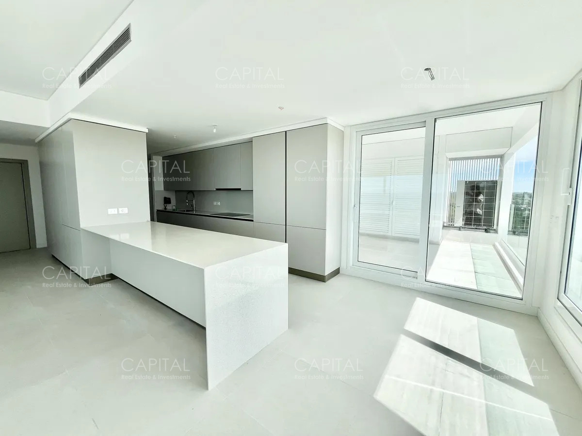 Apartamento ID.37087 - Le Parc IV esquinero piso alto en venta