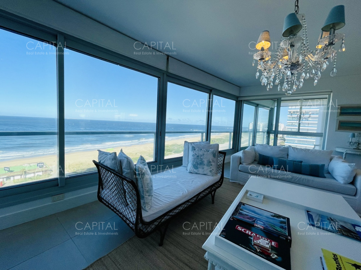 Apartamento ID.31416 - Le Parc Punta del Este de tres dormitorios más dependencia en torre de categoría sobre playa Brava, Punta del Este