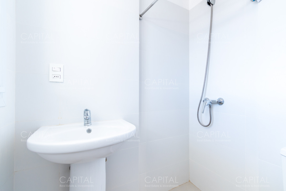 Apartamento ID.29920 - Venta de penthouse sobre la Playa Mansa de tres suites más dependencia y parrillero propio