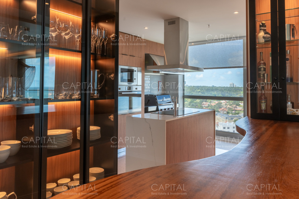 Apartamento ID.39387 - Fendi Chateau Departamento Primera Fila en Playa Mansa de Punta del este en Alquiler
