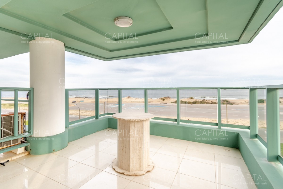 Apartamento ID.31636 - Amplio Apto en venta en la Brava 