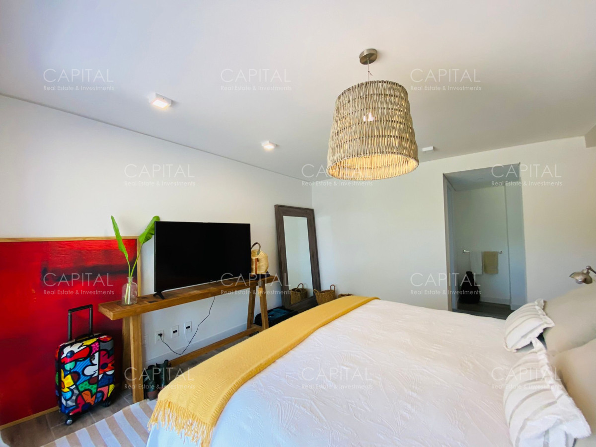 Apartamento ID.33008 - Apartamento en Venta Tres Suites y Dependencia Playa Brava