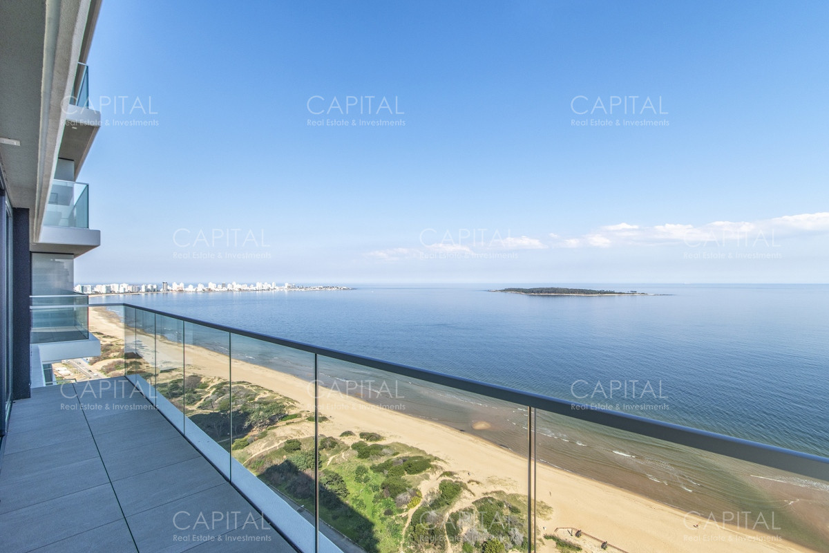 Apartamento ID.33696 - Apartamento en primera linea frente al mar Esquinero a Punta Ballena en edificio VENETIAN