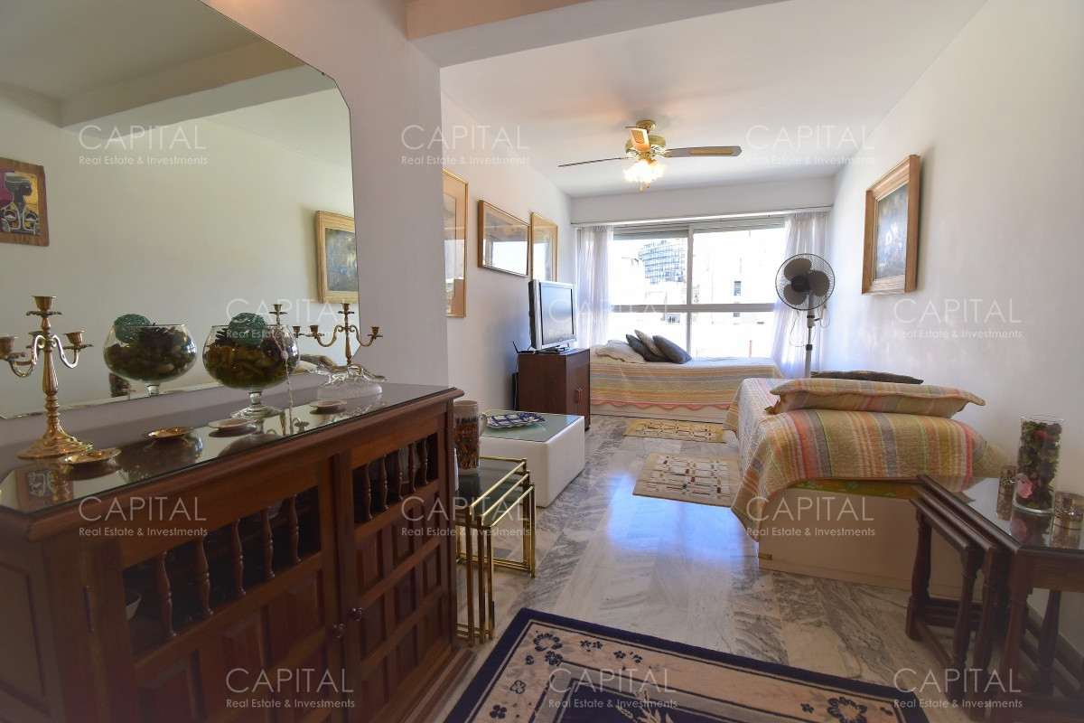 Apartamento de un dormitorio en Venta, Punta del Este, Peninsula - CCP24903A