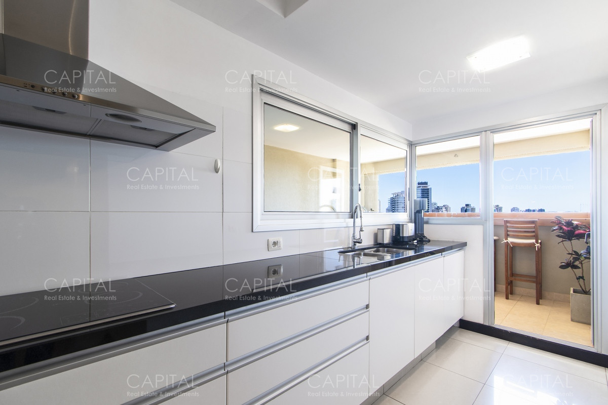 Apartamento ID.35239 - Torre lobos de tres dormitorios y dependencia de servicio en venta, Playa Brava