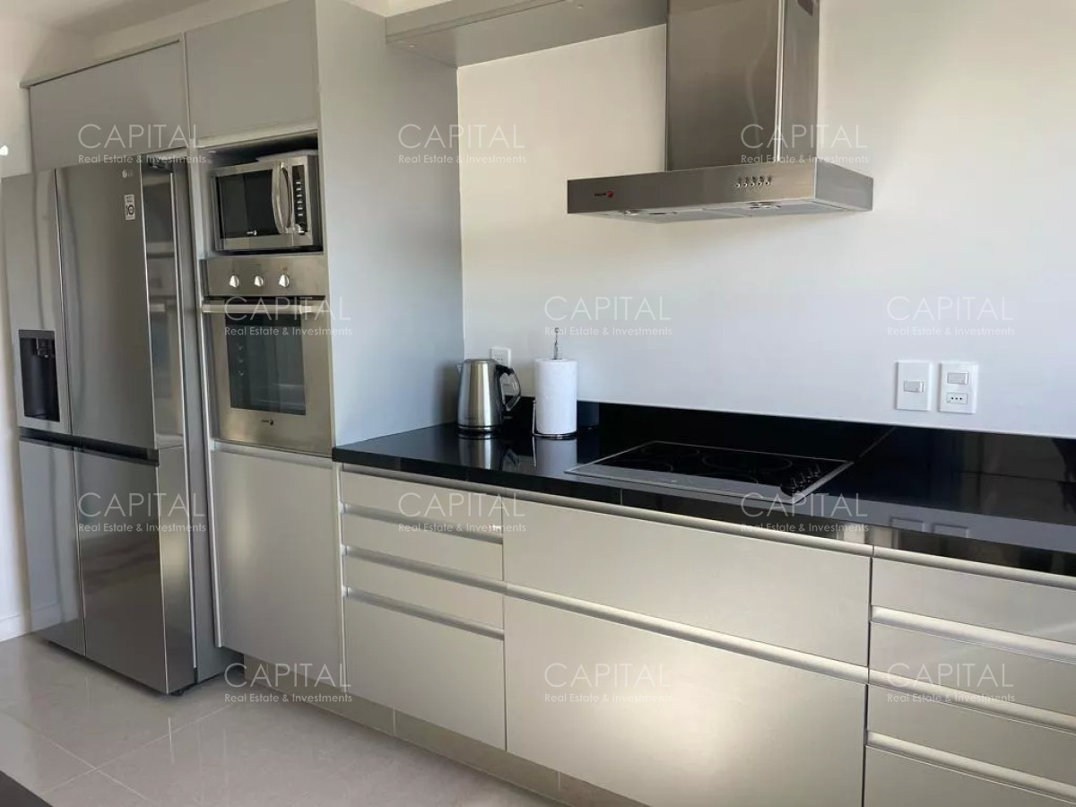 Apartamento ID.36398 - Torre One Apartamento de tres dormitorios mas dependencia de servicio en venta