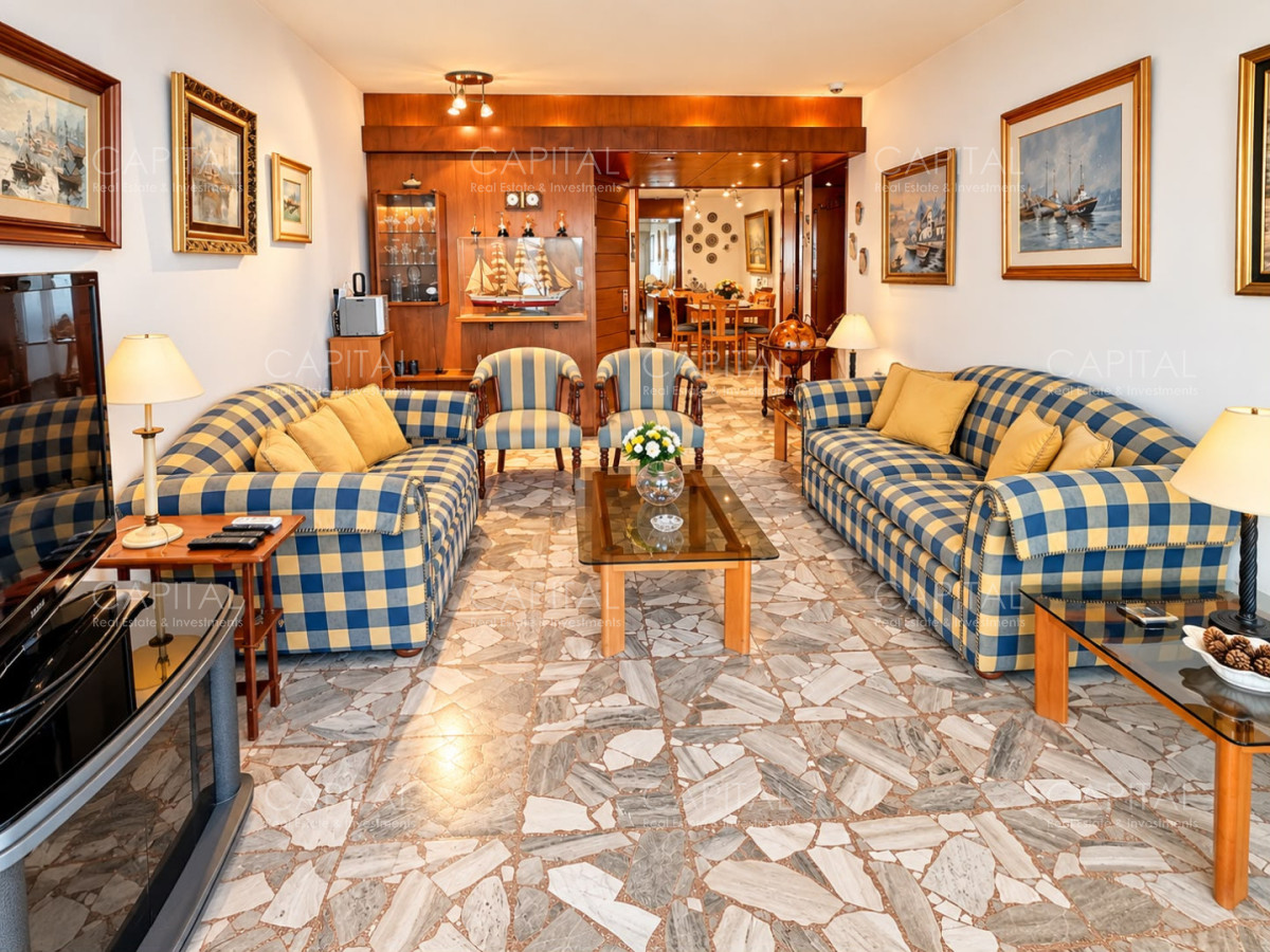 Apartamento ID.40884 - Departamento primera linea en venta Punta del Este-edificio malecón