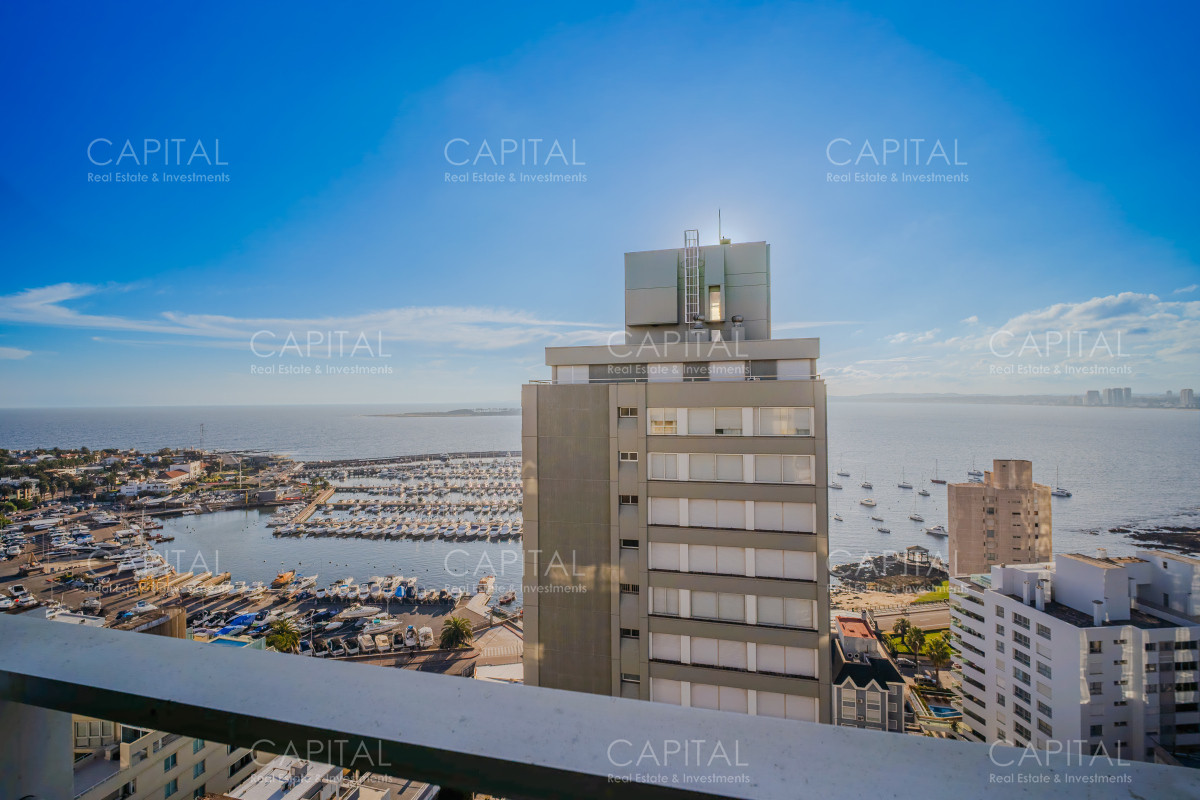 Apartamento ID.38451 - Apartamento en venta de 3 dormitorios en Peninsula Punta del Este