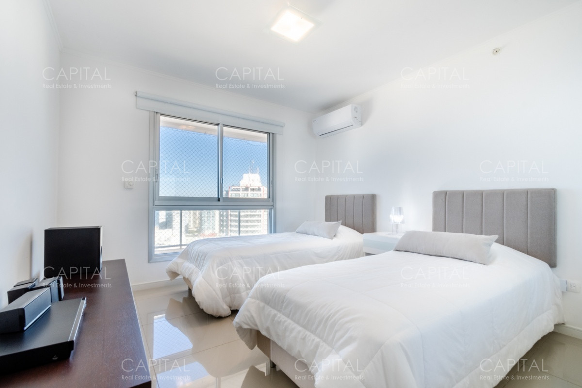 Apartamento ID.26546 - Apartamento en Venta - Playa Brava, Punta del Este