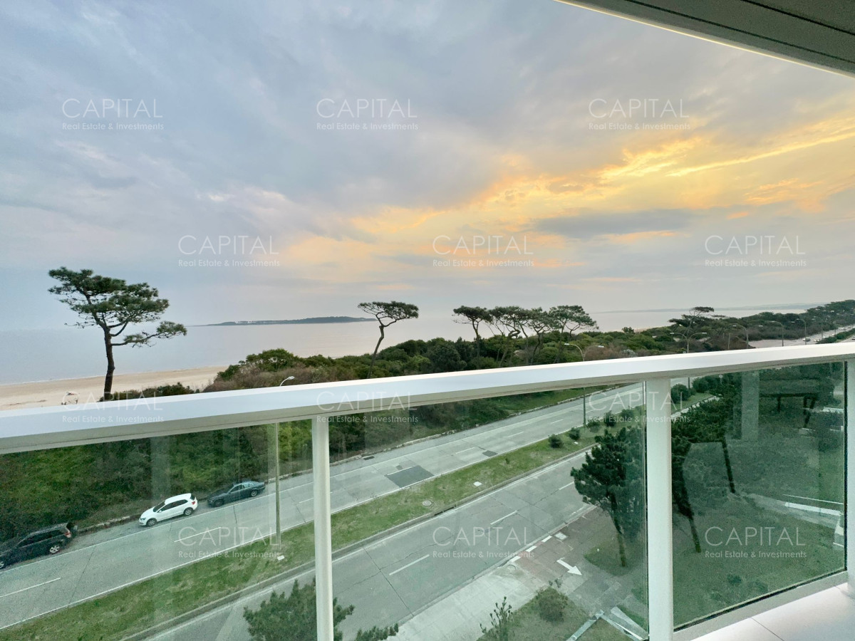 Apartamento ID.36672 - Apartamento de tres dormitorios en suites en Paramount Smart Tower en Venta