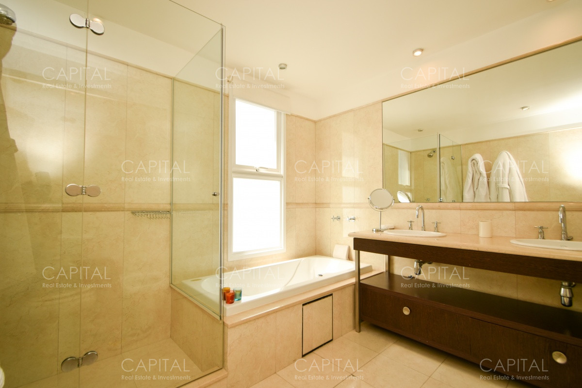 Apartamento ID.30835 - Venta de exclusivo PentHouse sobre playa Brava, Punta del Este