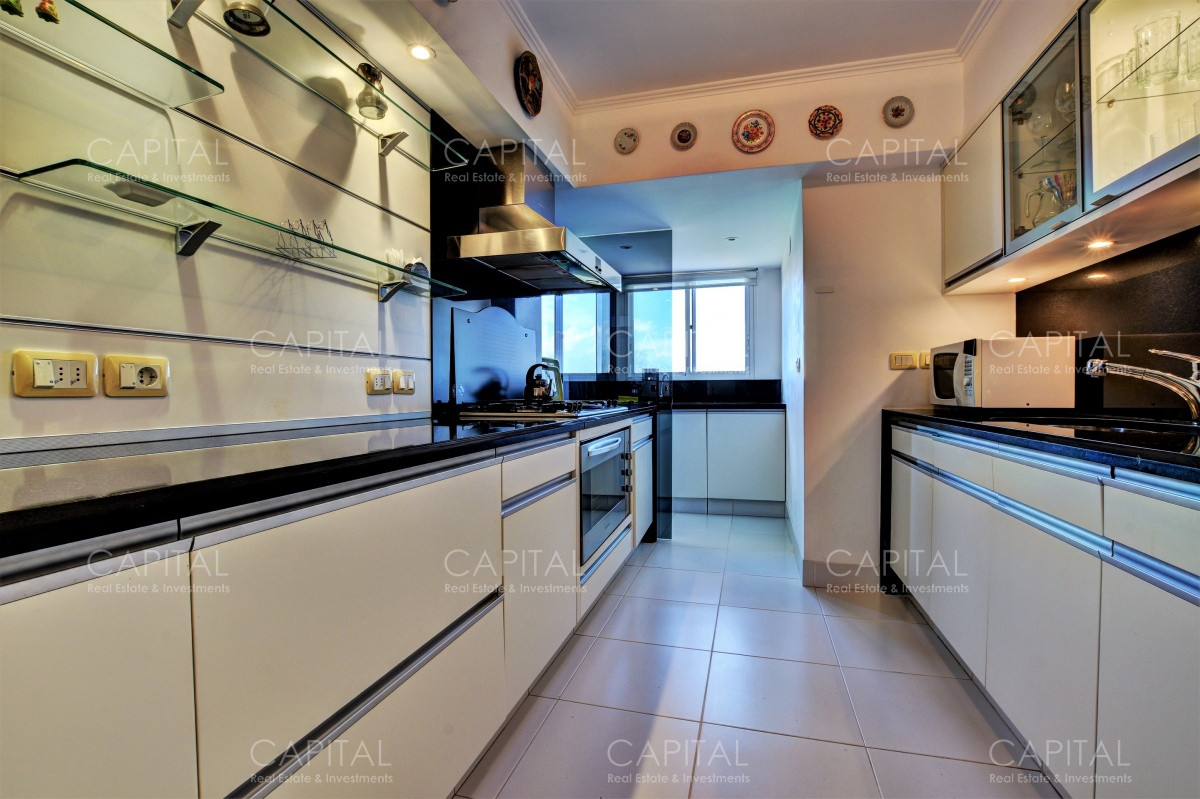 Apartamento ID.27366 - Apartamento Primera Fila Playa Brava en Alquiler 