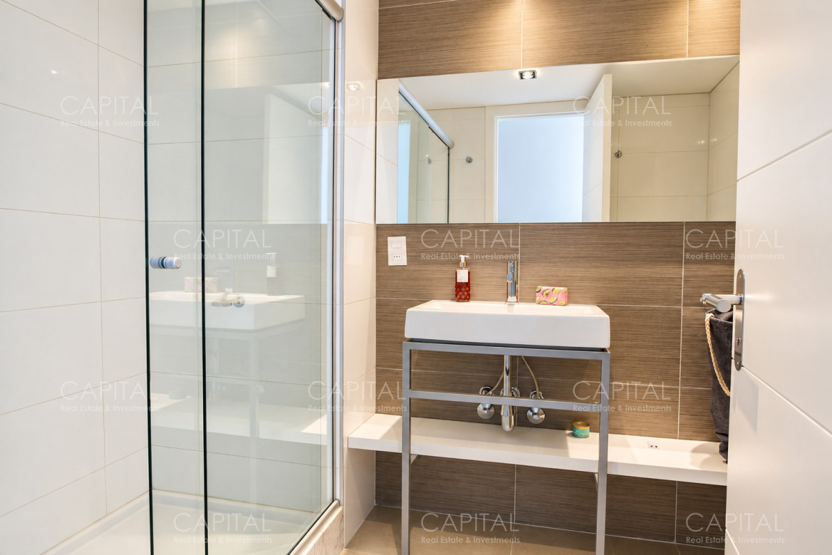 Apartamento ID.38831 - Departamento en venta 3 dormitorios en Torre One a 100 mts de Playa Brava