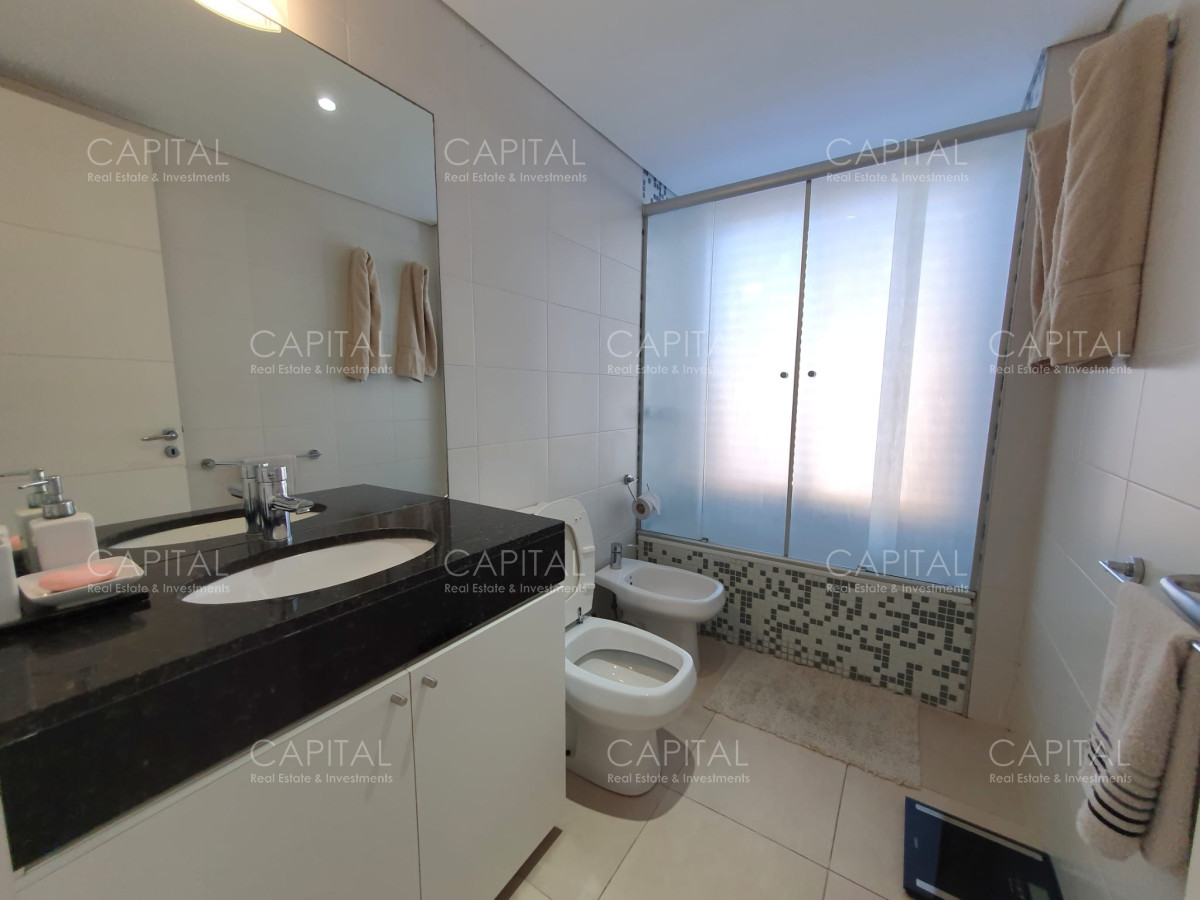 Apartamento ID.32724 - Apartamento en venta de tres dormitorios, edificio con muy buenos servicios.