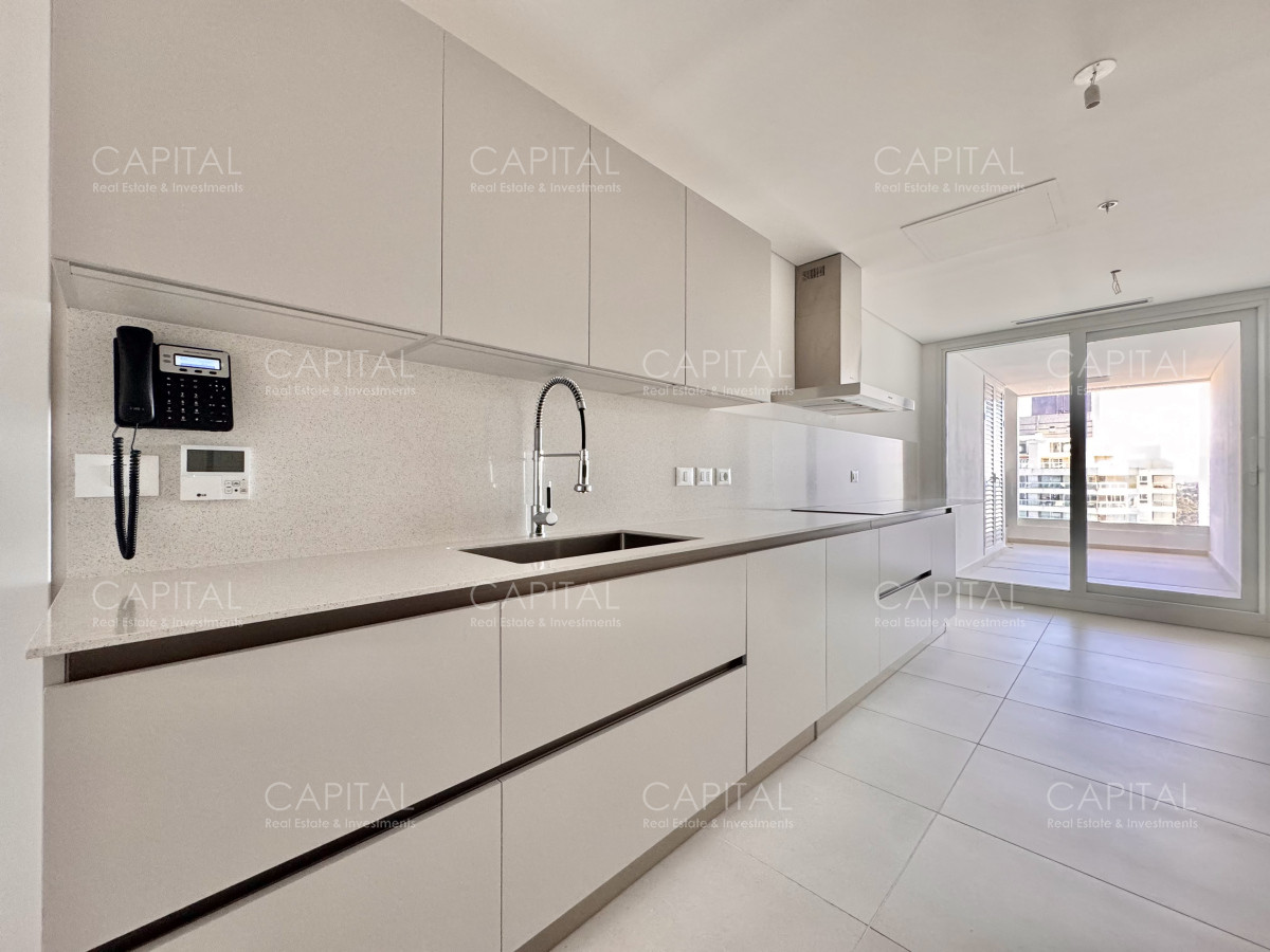 Apartamento ID.38866 - Le Parc IV de tres dormitorios piso alto en veta