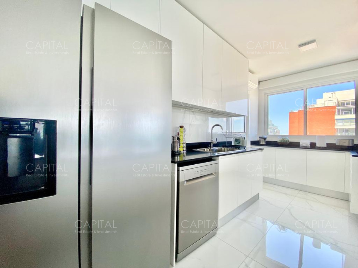 Apartamento ID.33282 - Paramount esquinero de tres dormitorios en suites mas dependencia con baño en Paramount Smart Tower en Venta