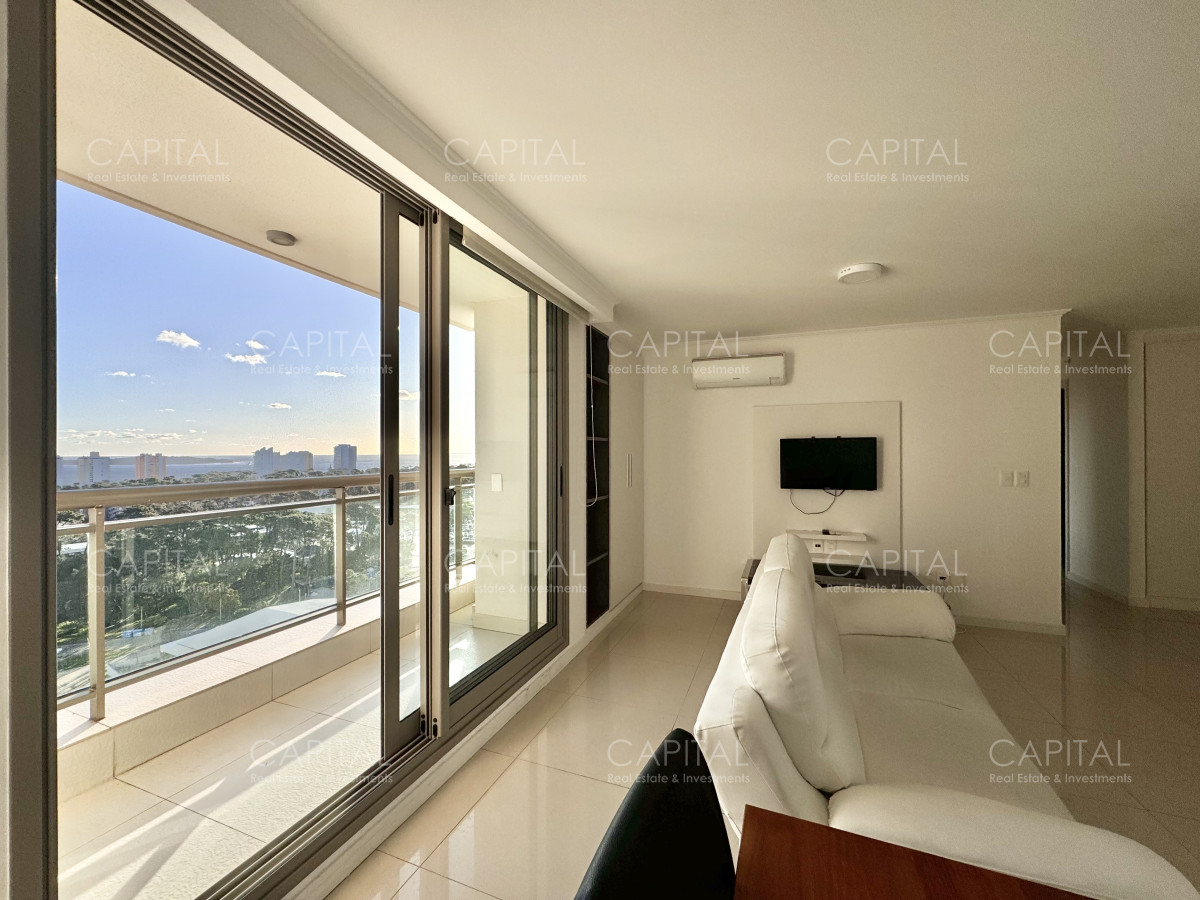Apartamento ID.30740 - Excelente Apartamento de Dos Dormitorios con Vista al Mar - Punta del Este