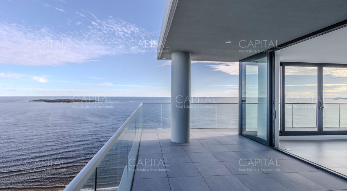 Apartamento ID.37953 - Penthouse en edificio Venetian Playa Mansa en Venta
