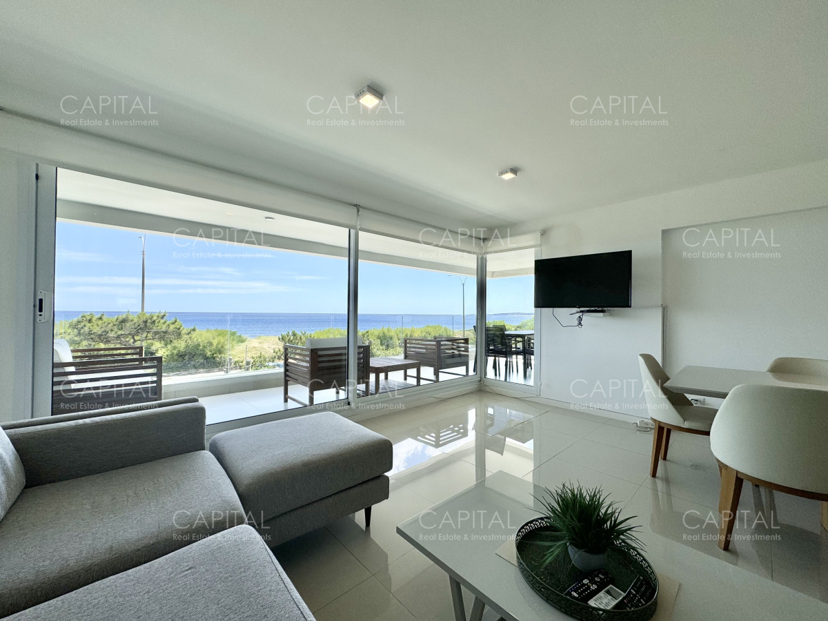 Apartamento ID.37436 - Apartamento de tres domritorios en venta en primera linea de Playa Mansa Punta del Este