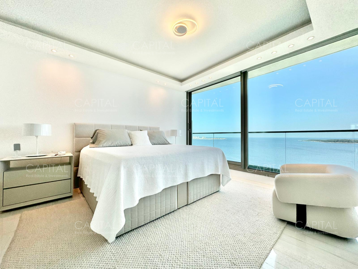 Apartamento ID.36659 - Apartamento esquinero en Fendi, Playa Mansa, Punta del este