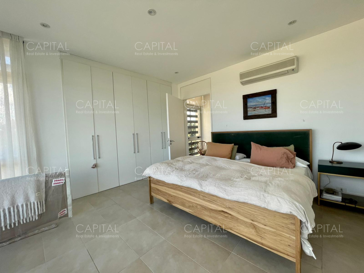 Apartamento ID.32175 - Apartamento en Alquiler Playa Brava Primera Fila 
