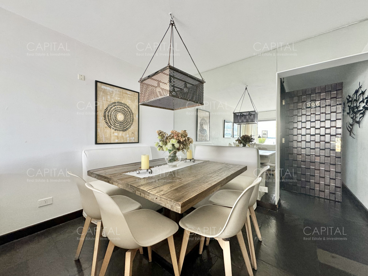 Apartamento ID.39040 - Apartamento de tres dormitorios en venta, Primera Linea Playa Mansa, Punta del Este.