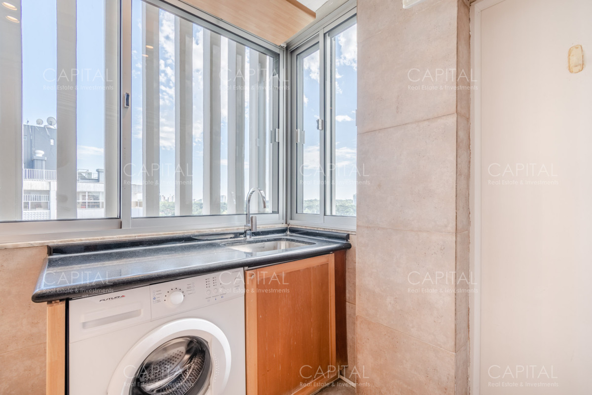 Apartamento ID.30607 - Penthouse de Cuatro Dormitorios frente al Mar - Venta Playa Mansa