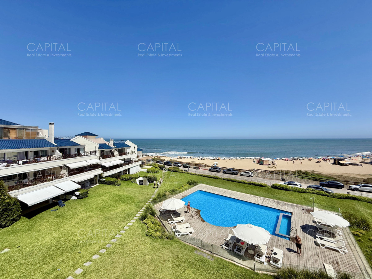 Apartamento ID.39711 - Penthouse Dúplex Reciclado en Primera Fila de Playa Bikini