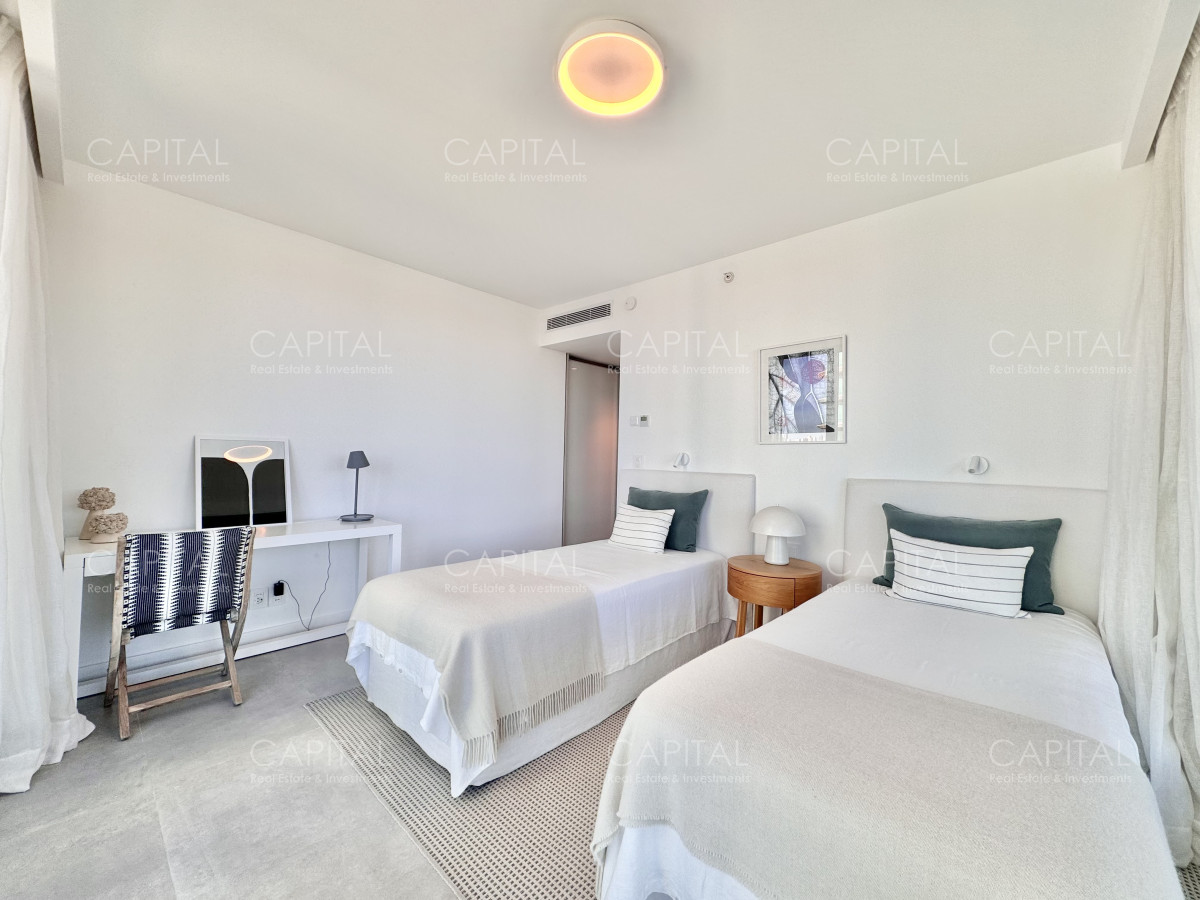 Apartamento ID.39049 - Venetian de tres dormitorios y dependencia 